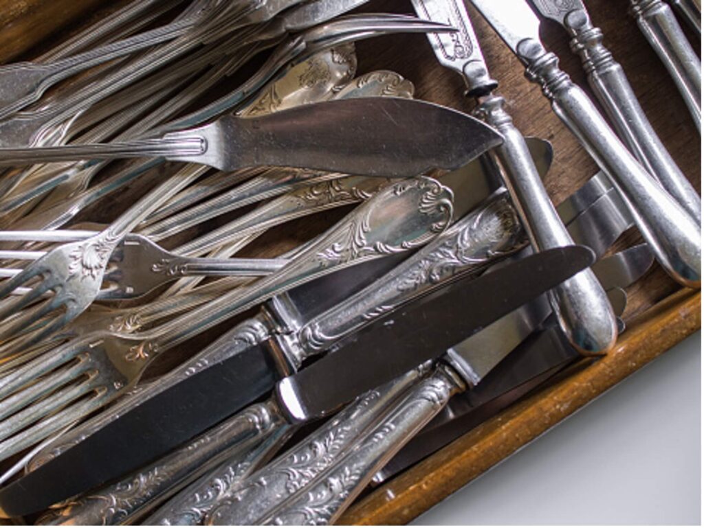 5 Tips for Selling Silver Flatware